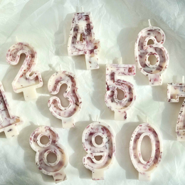 Sveces  tortei ar PEONIJĀM